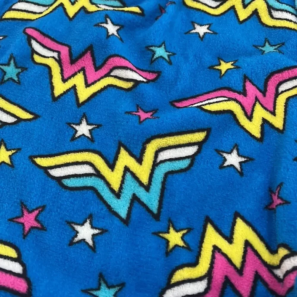 Women’s Fleece Pajama Bottoms XL Wonder Woman Cozy Soft Plush Pants - Picture 3 of 4